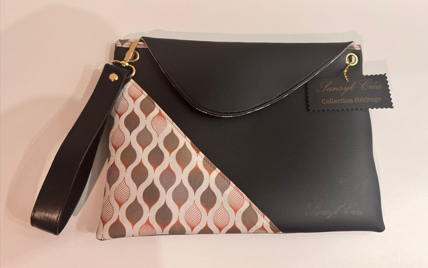 ✨Pochette ESSENCE 01